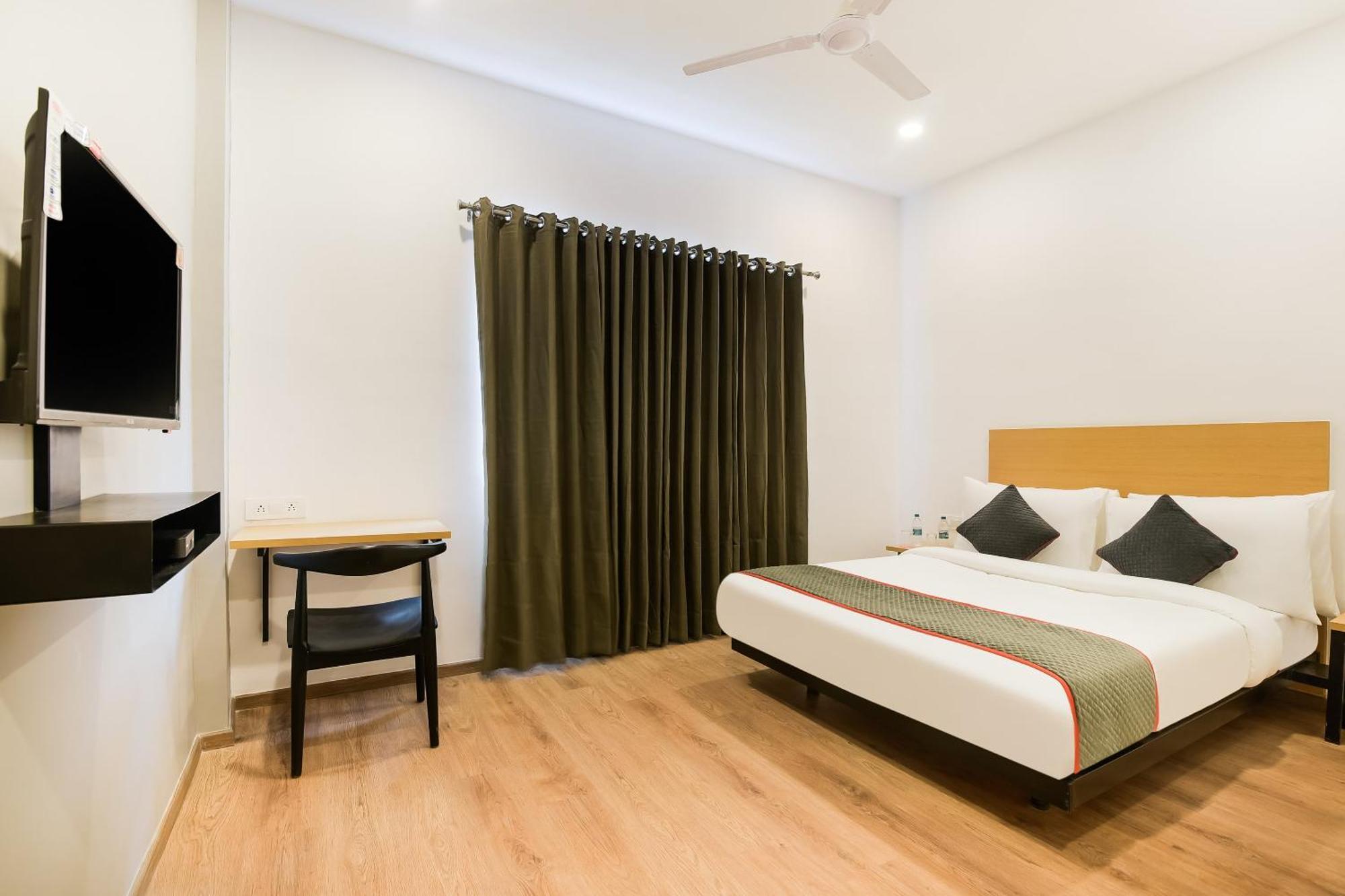 Hotel Townhouse The Awadh Airport Near Chaudhary Charan Singh International Airport Bijnaur Esterno foto